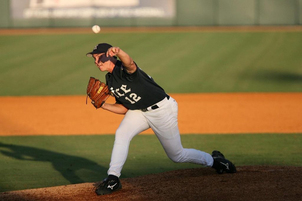 No. 6 LSU sweeps No. 13 Coastal Carolina for 8th MCWS title