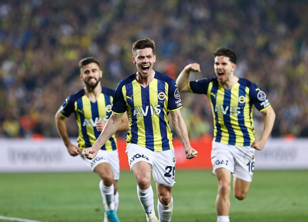 Jose Mourinho has made his feelings clear on Jadon Sancho as Fenerbahce launch shock bid for Man Utd flop
