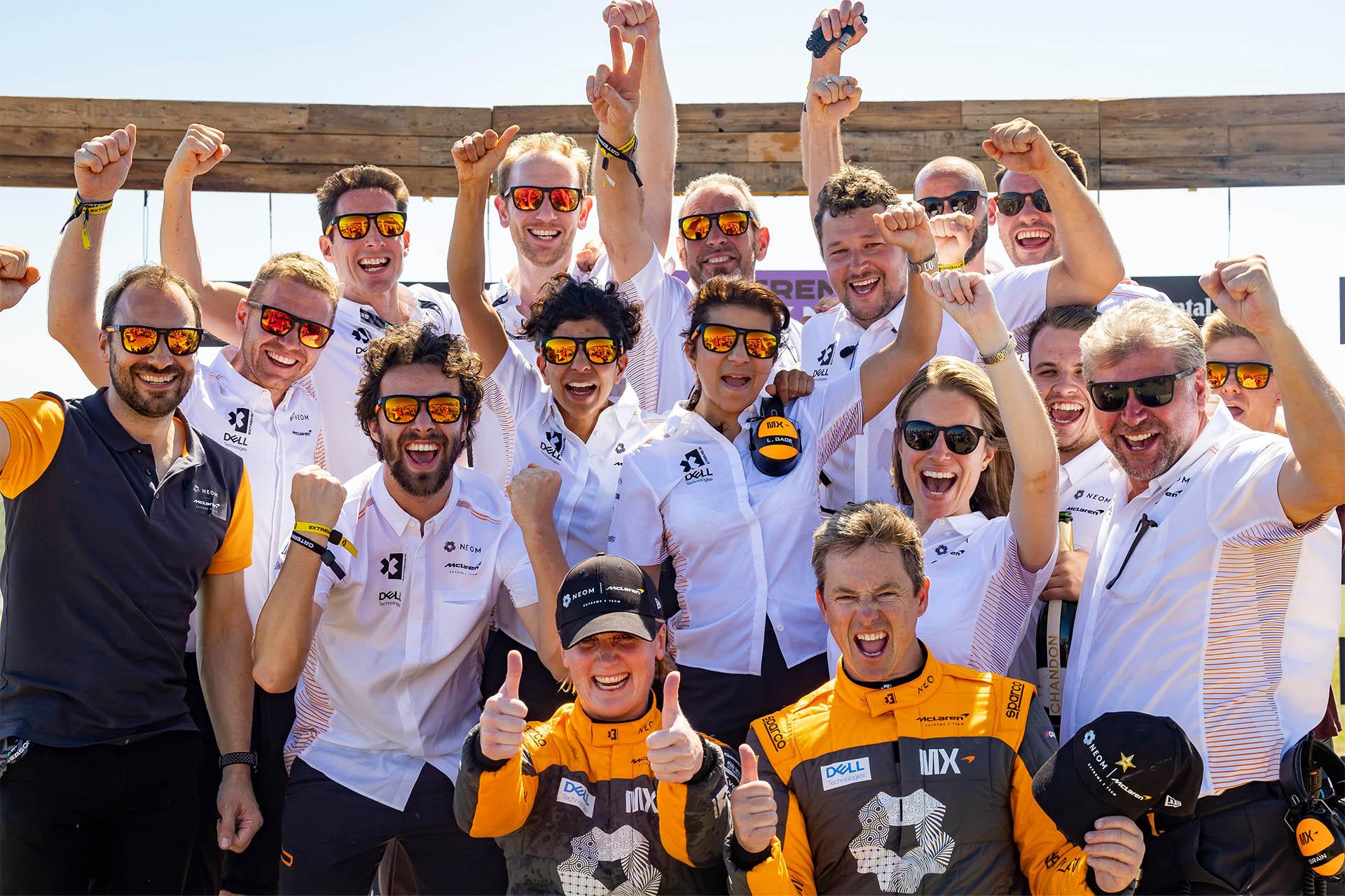 Recommendations for Maintaining Clear Communication Channels Within Racing Teams