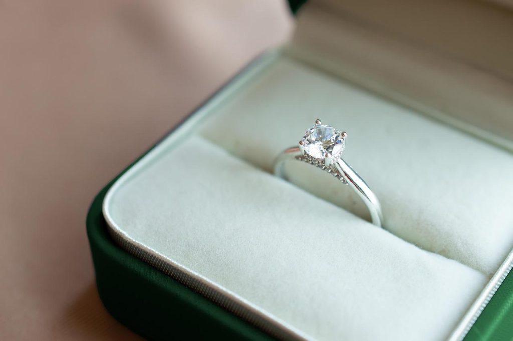 Travis Kelce helps choose Taylor Swift’s engagement ring, and it could have some very unique details