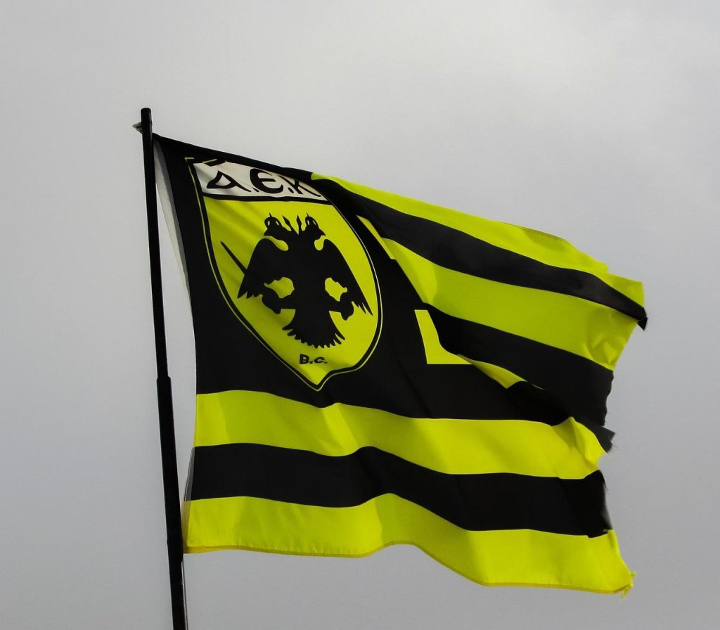 AEK Athens Coach Rules Out Move For Dessers