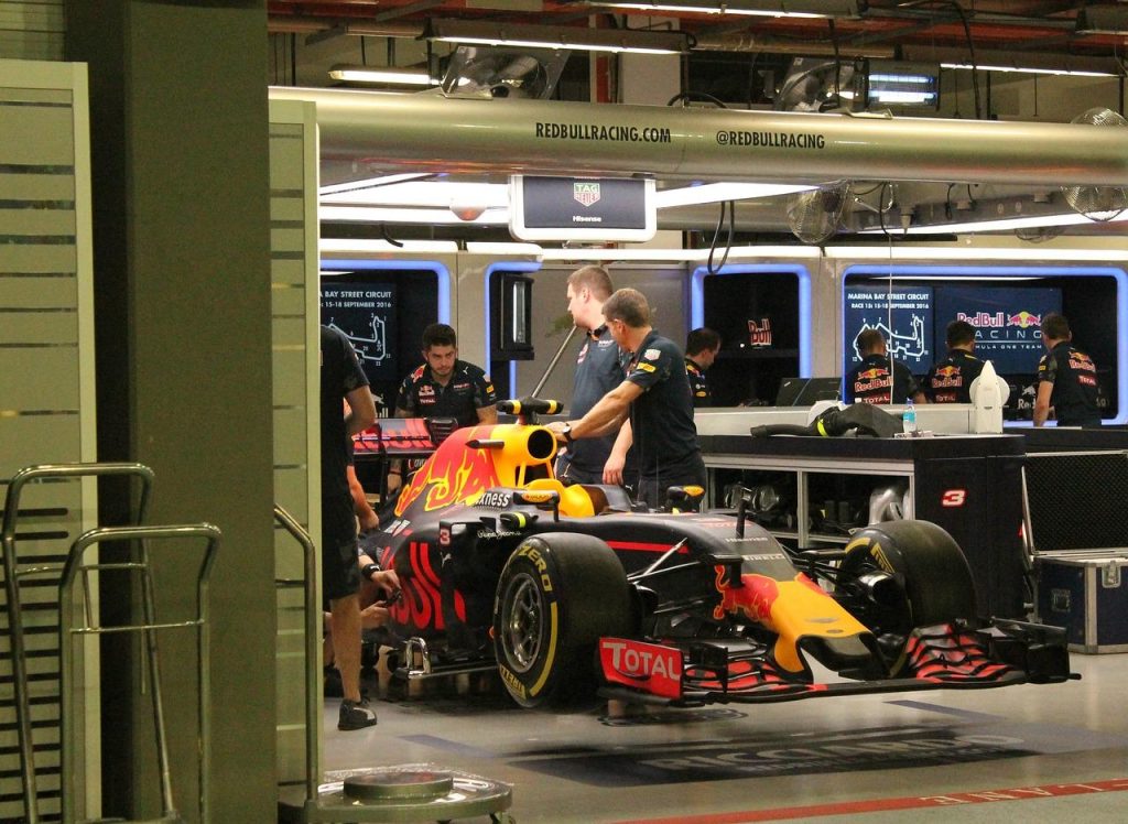 Horner: Impossible to say 100 per cent Verstappen will stay at Red Bull