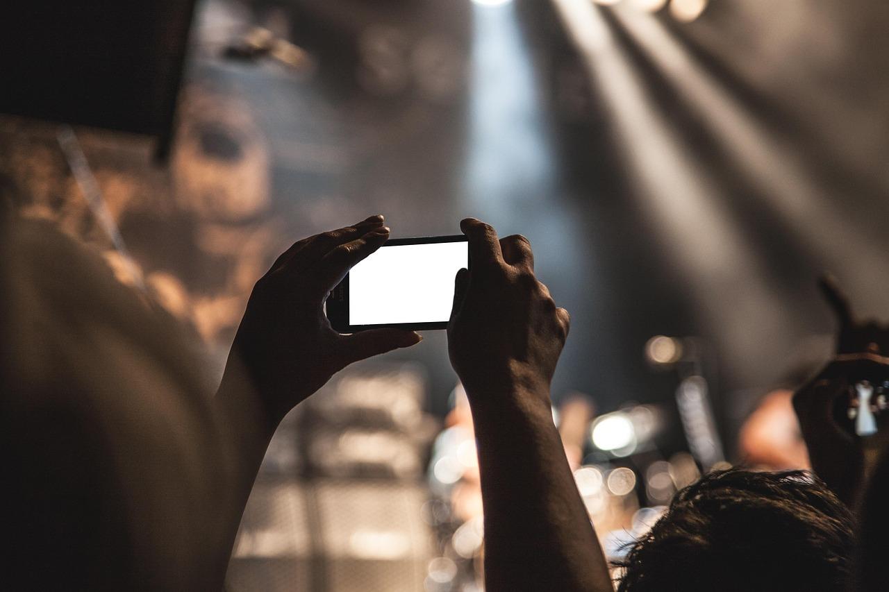 Innovative Technologies Enhancing the Live Experience