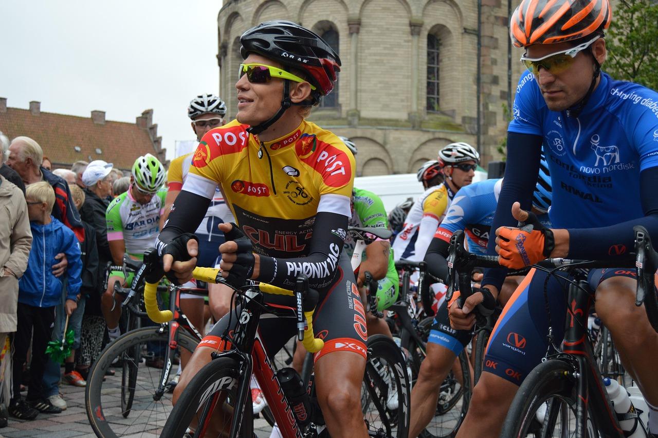 Navigating Chaos on the Road How Strategy Secured the Yellow Jersey