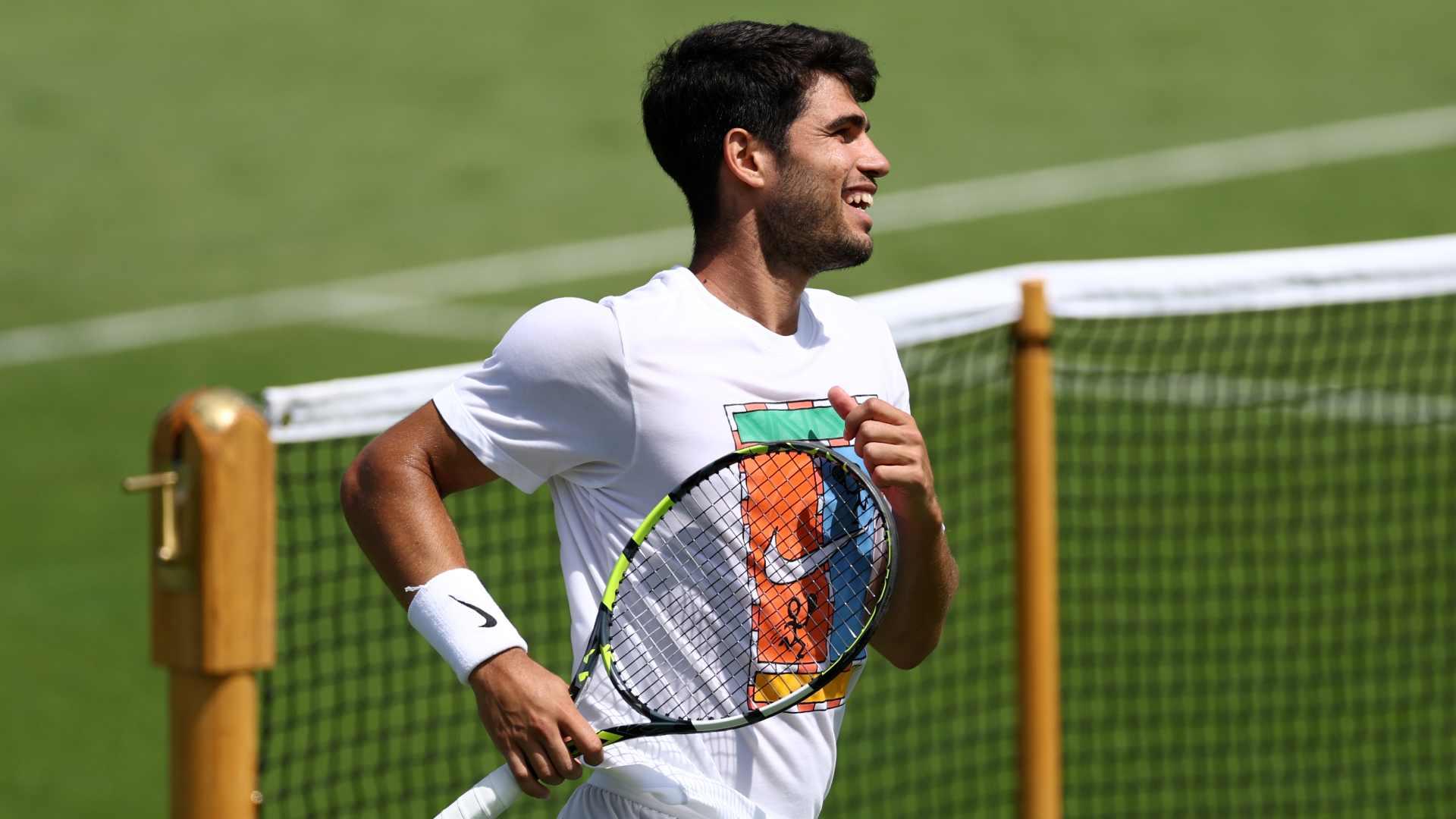 Carlos Alcaraz's Compassionate Gesture Shines Amid Wimbledon Intensity